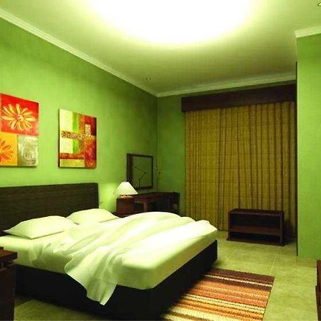 Milton Hotel Apartment Дубай Екстериор снимка